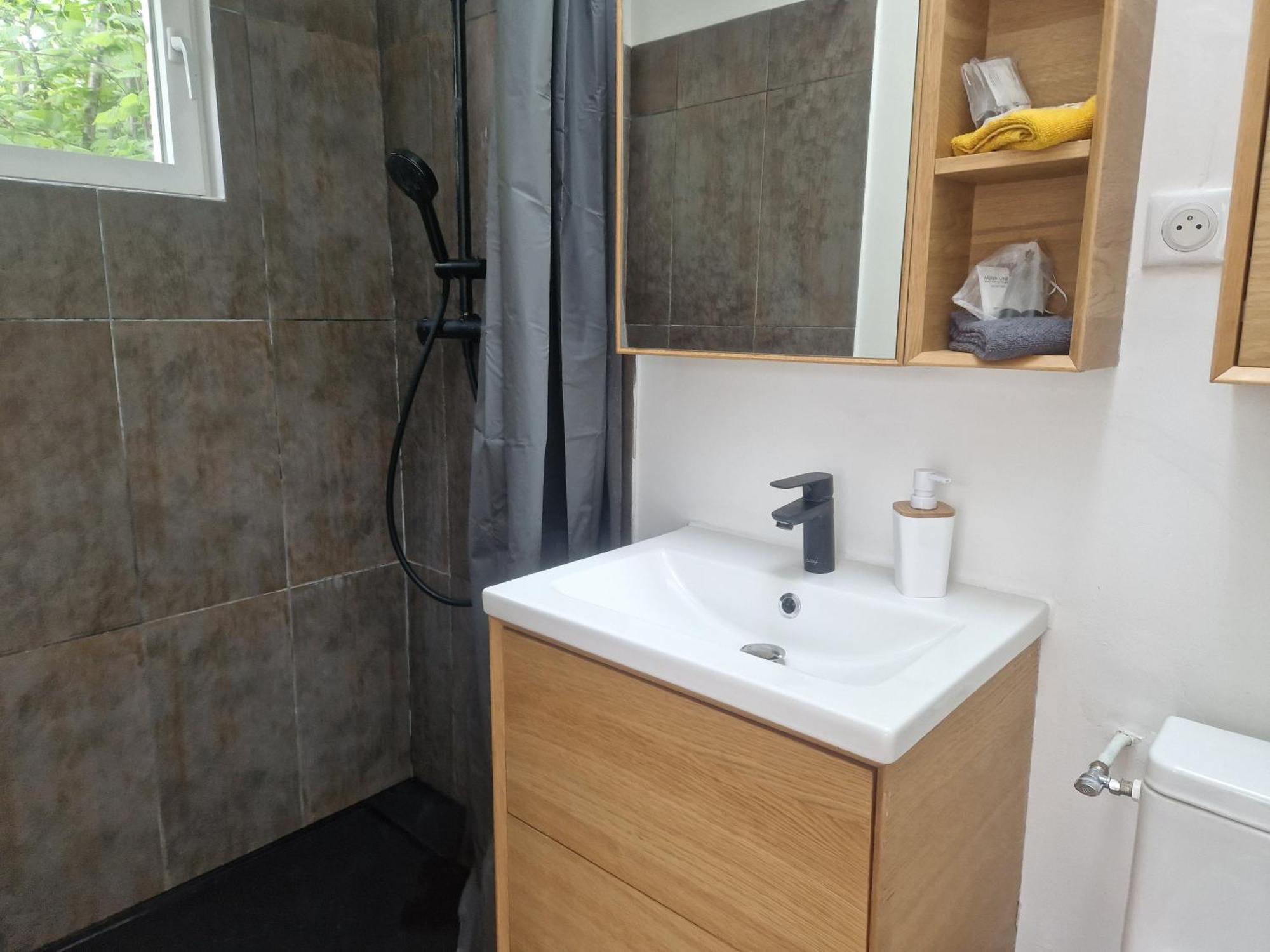 La Serenite Balinaise, Chambre Et Sdb Privee, Jardin , Piscine Et Jacuzzi En Saison, Pres De Chantilly, Parc Asterix Et Cdg Et Paris En 20' Orry-La-Ville Kültér fotó
