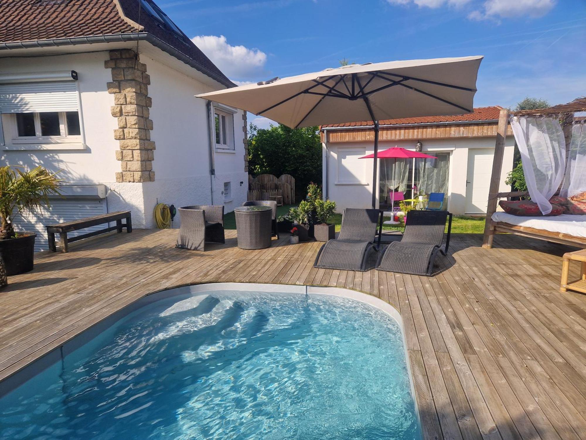 La Serenite Balinaise, Chambre Et Sdb Privee, Jardin , Piscine Et Jacuzzi En Saison, Pres De Chantilly, Parc Asterix Et Cdg Et Paris En 20' Orry-La-Ville Kültér fotó